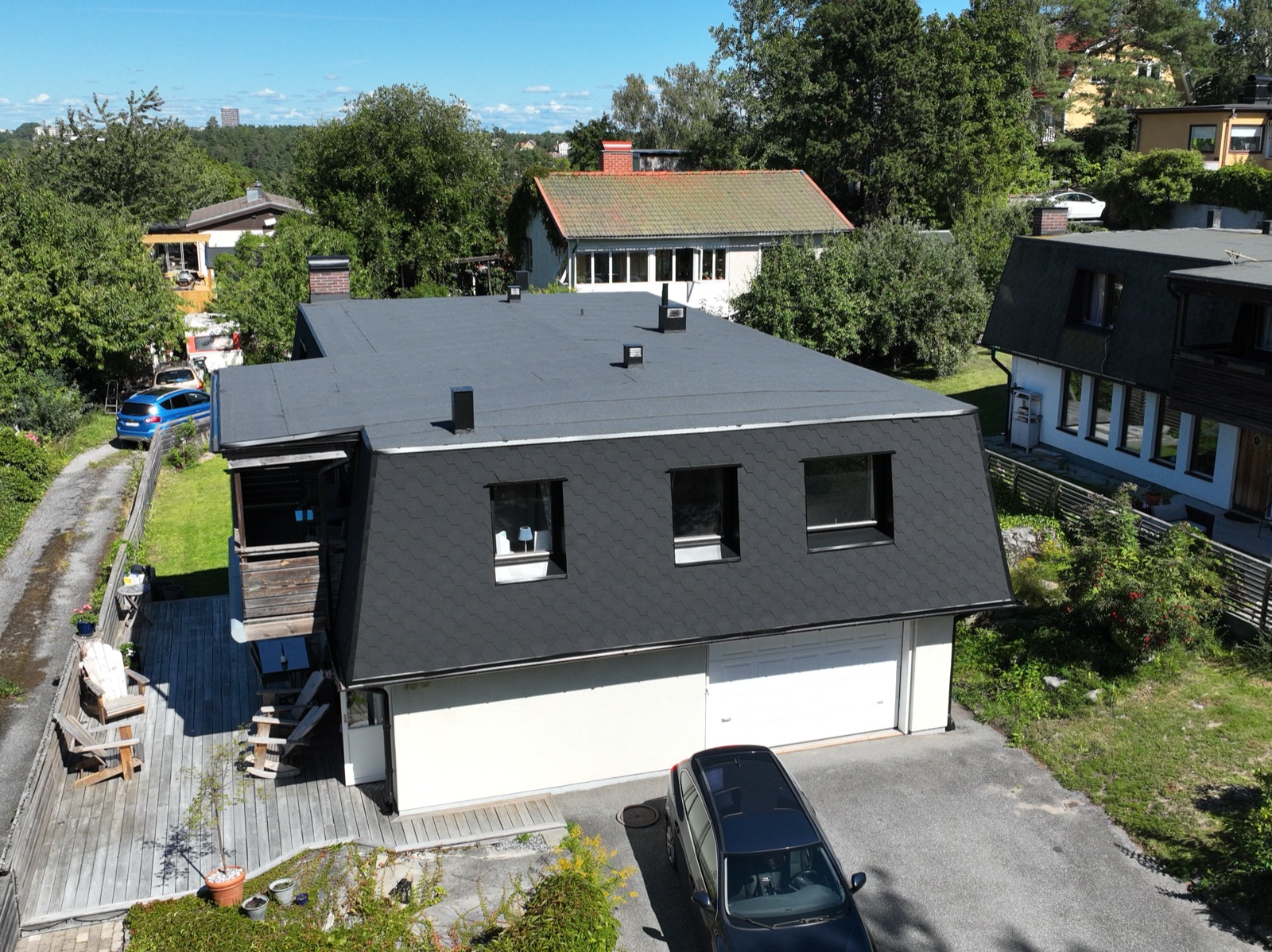Tak på flerbostadshus skött av Arbetslag Bygg
